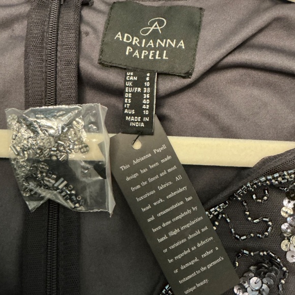 NWOT Adrianna Papell pewter beaded gown SZ 6 - Picture 6 of 9